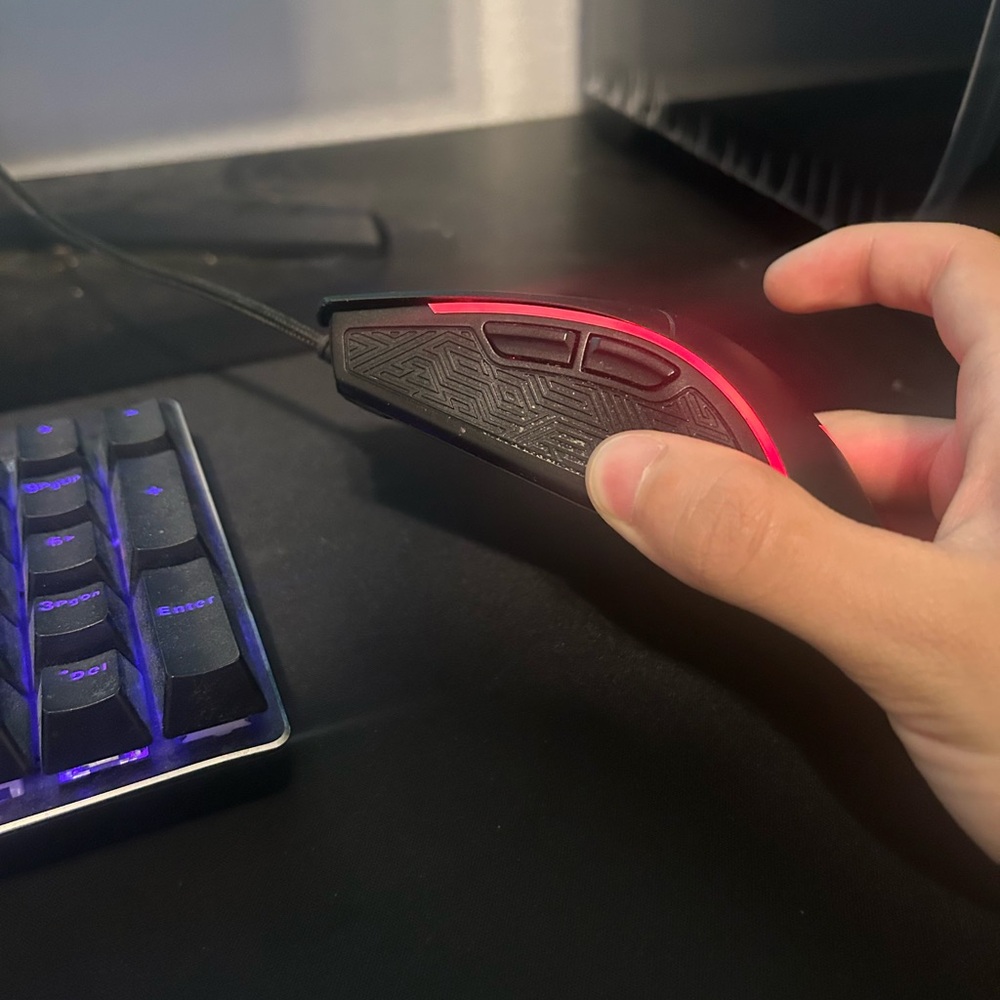 RGB Gaming Keyboard - Picture 4 of 6
